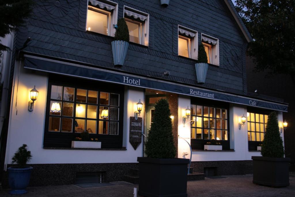 Hotel Villa Verde Düsseldorf Exterior foto